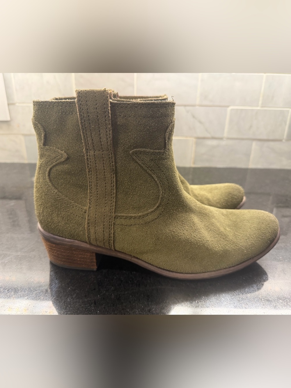 Lucky Brand Olive Green Suede Western Ankle Booties Women’s 8.5